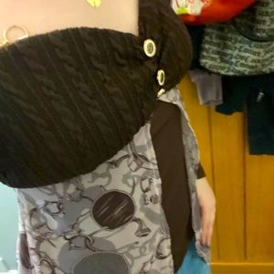 Size LARGE Brown Y2K Off-Shoulder Top